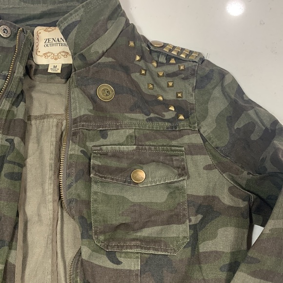 Zenana Outfitters Camo Jacket - Picture 3 of 5